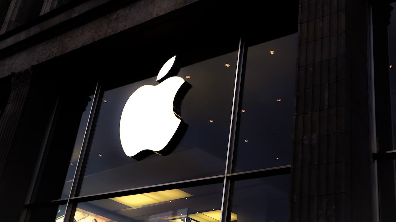La Casa Bianca definisce la multa da 570 milioni inflitta ad Apple dall’UE una “estorsione economica”