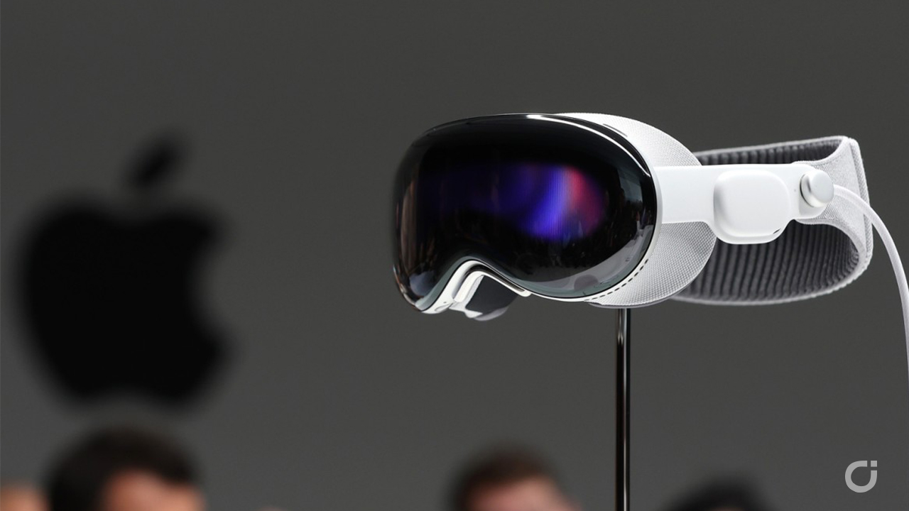 Apple al lavoro su un Vision Pro più leggero e meno costoso