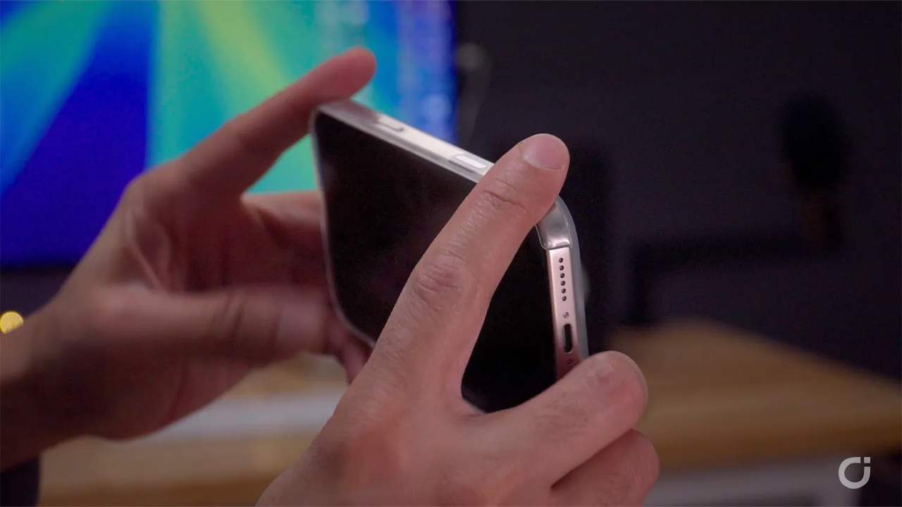 Il prototipo di iPhone 17 Pro avvistato a San Francisco potrebbe mostrare una novità hardware