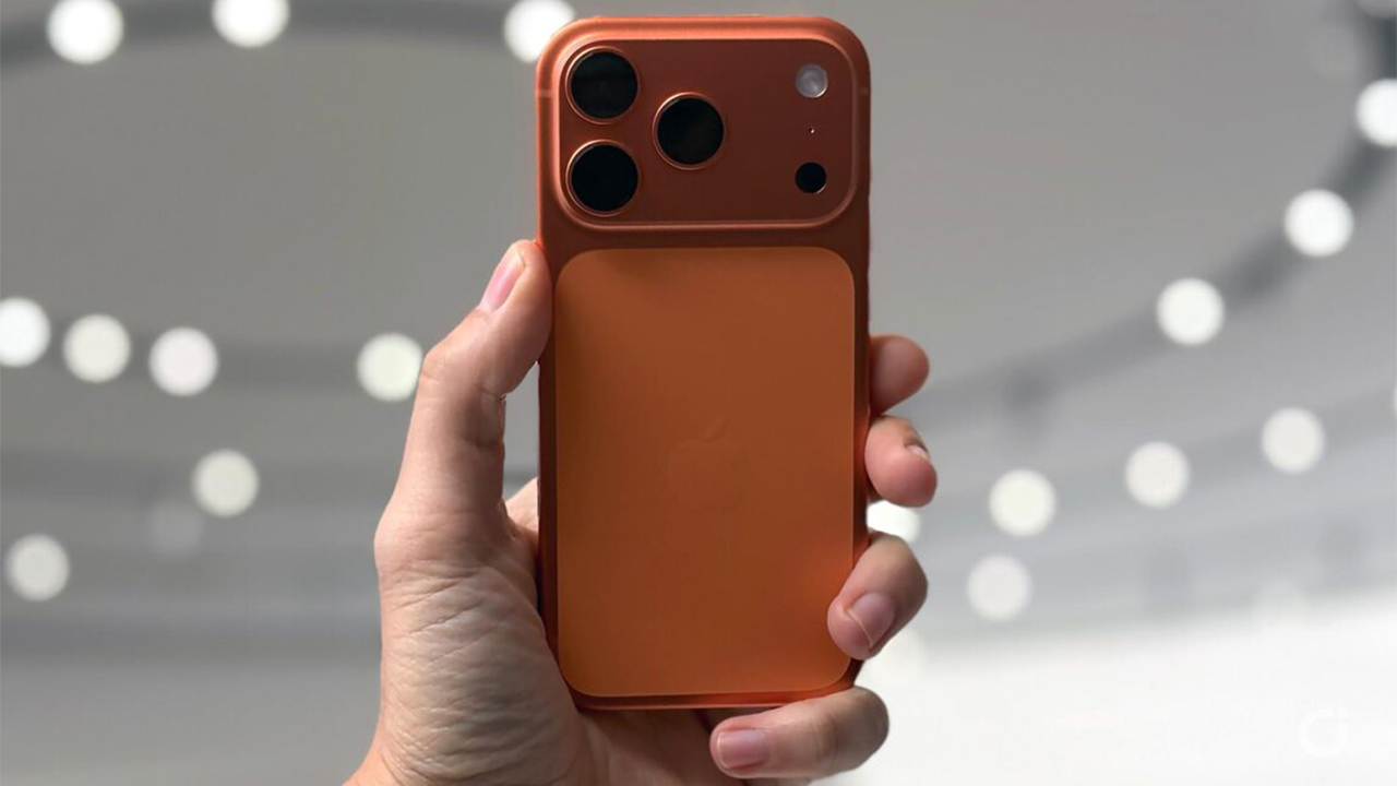 iPhone 17 Pro Max, un teardown conferma la presenza del modem Qualcomm Snapdragon X80 per il 5G