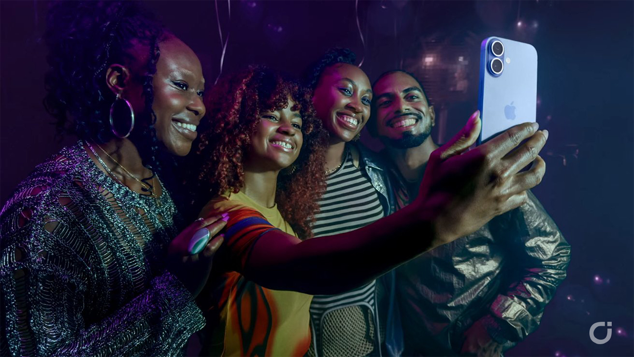 Apple spiega perché la fotocamera frontale di iPhone 17 e perché è così diversa dalle precedenti