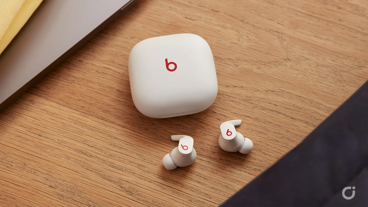 Le Beats Fit Pro crollano a 110€ su Amazon: auricolari premium Apple con ANC e chip H1 al minimo storico